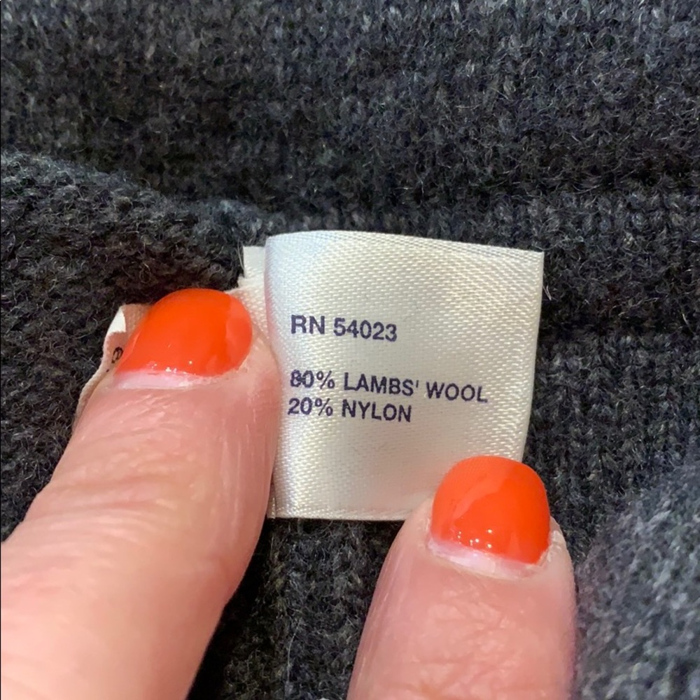 GAP SWEATER - Picture 5 of 5